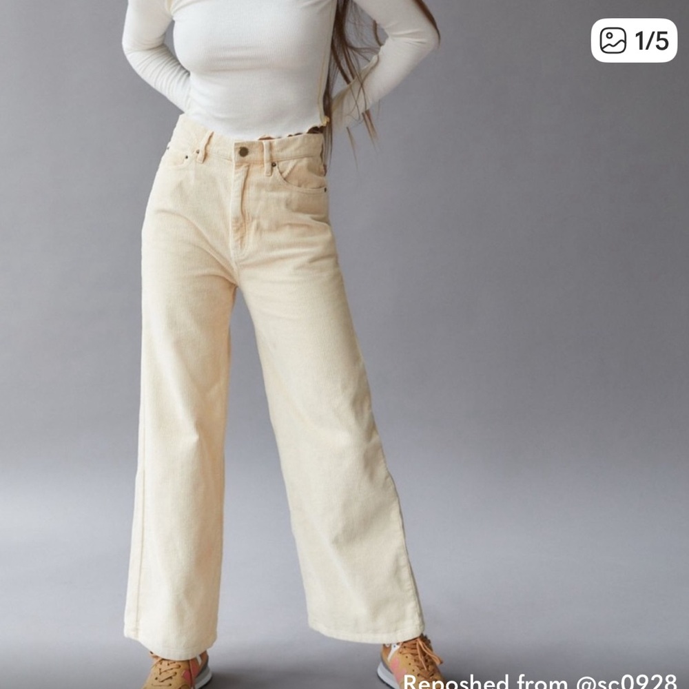 ✨SOLD✨Urban Outfitters BDG Cream High and Wide Corduroys